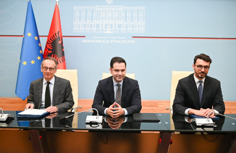 OSHEE GROUP-BERZH, firmoset Marrëveshja e Garancisë për stabilitetin financiar të sektorit