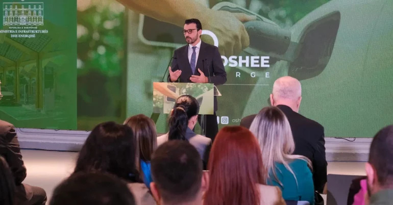 Prezantohet “OSHEE Charge”, Shqipëria drejt transportit të gjelbër dhe energjisë së pastër