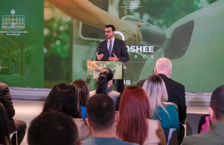 Prezantohet “OSHEE Charge”, Shqipëria drejt transportit të gjelbër dhe energjisë së pastër